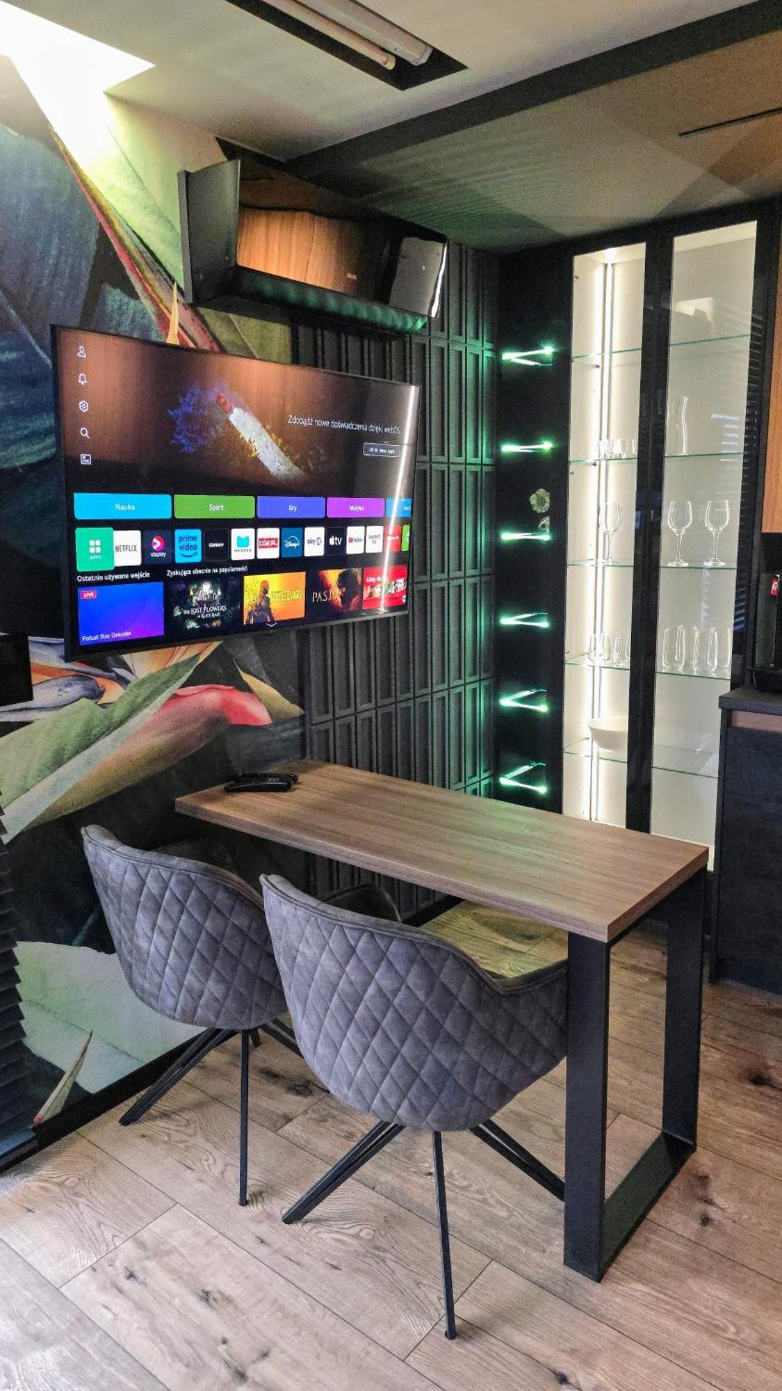 Apartament Dark Prestige New ! - Dostep 24H, Projektor , Garaz Podziemny , Klimatyzacja , Duzy Taras Kielce Exteriör bild