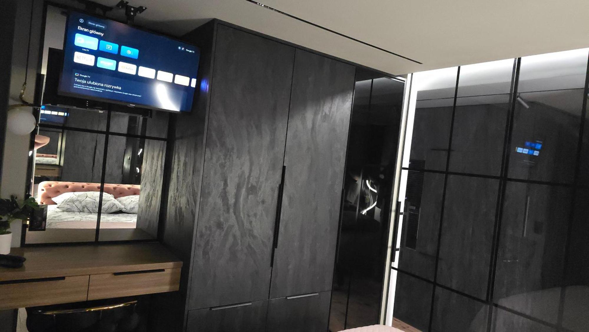 Apartament Dark Prestige New ! - Dostep 24H, Projektor , Garaz Podziemny , Klimatyzacja , Duzy Taras Kielce Exteriör bild