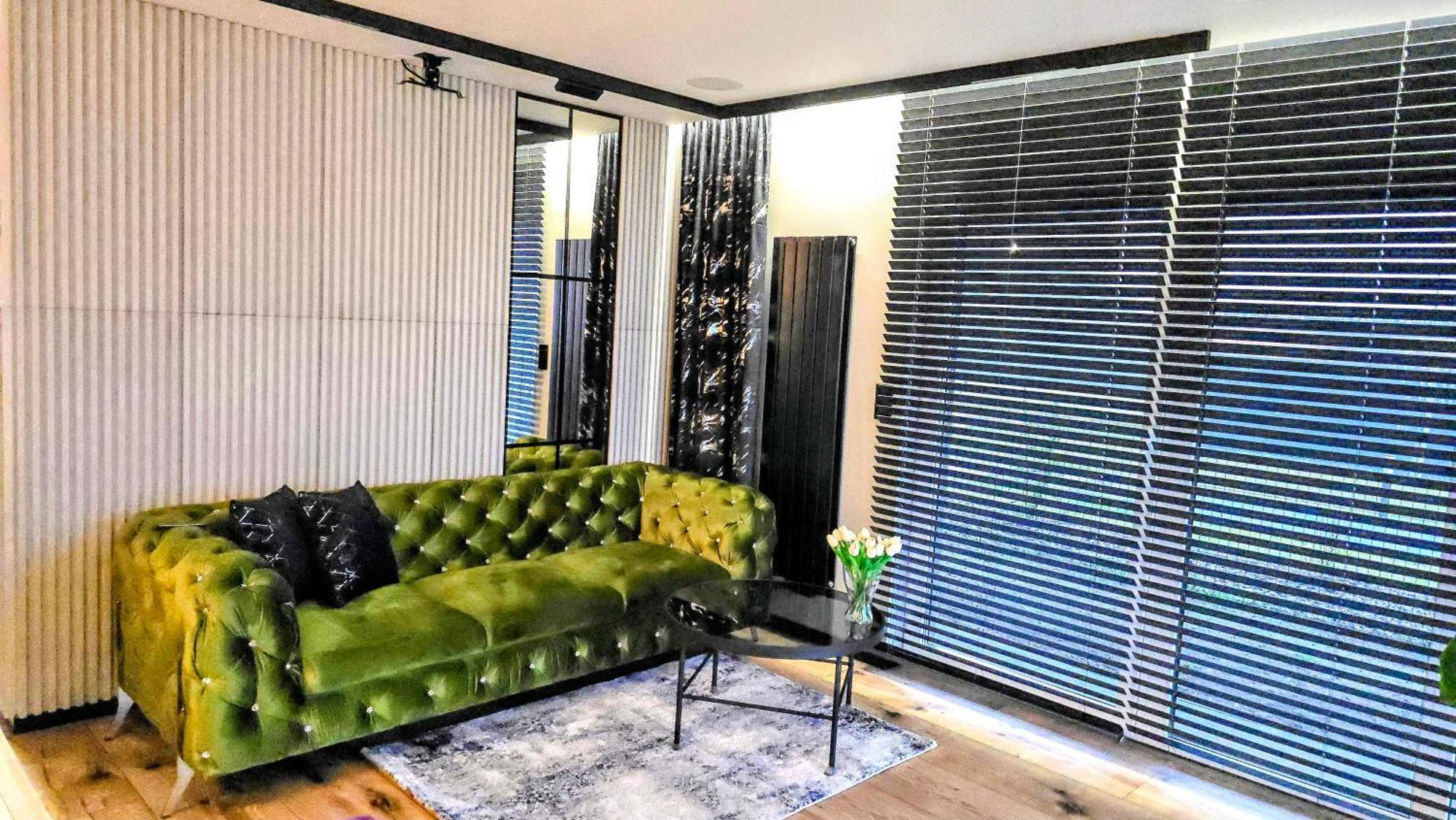 Apartament Dark Prestige New ! - Dostep 24H, Projektor , Garaz Podziemny , Klimatyzacja , Duzy Taras Kielce Exteriör bild